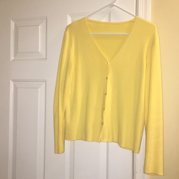 Sweater - Picture 1 of 6